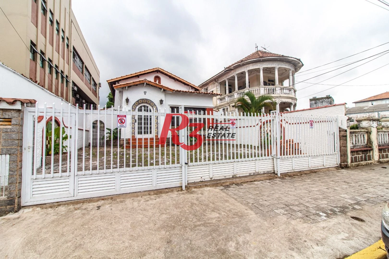 Casa Comercial para alugar - Encruzilhada - Santos/SP