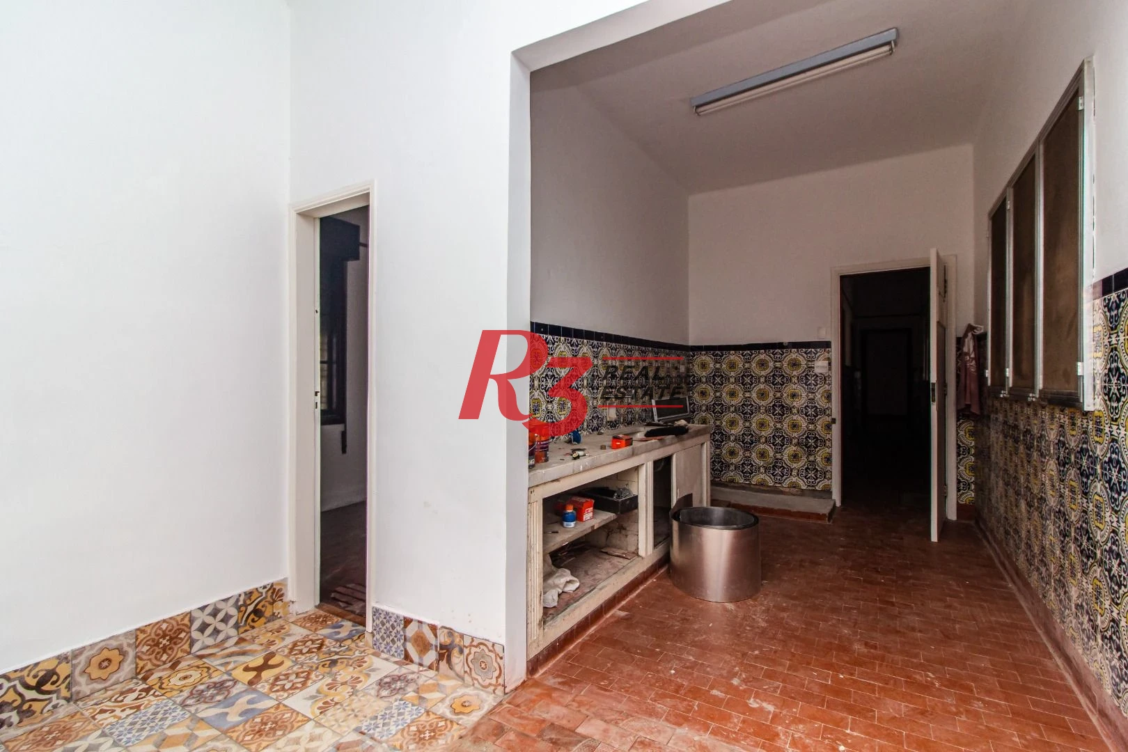 Casa Comercial para alugar - Encruzilhada - Santos/SP