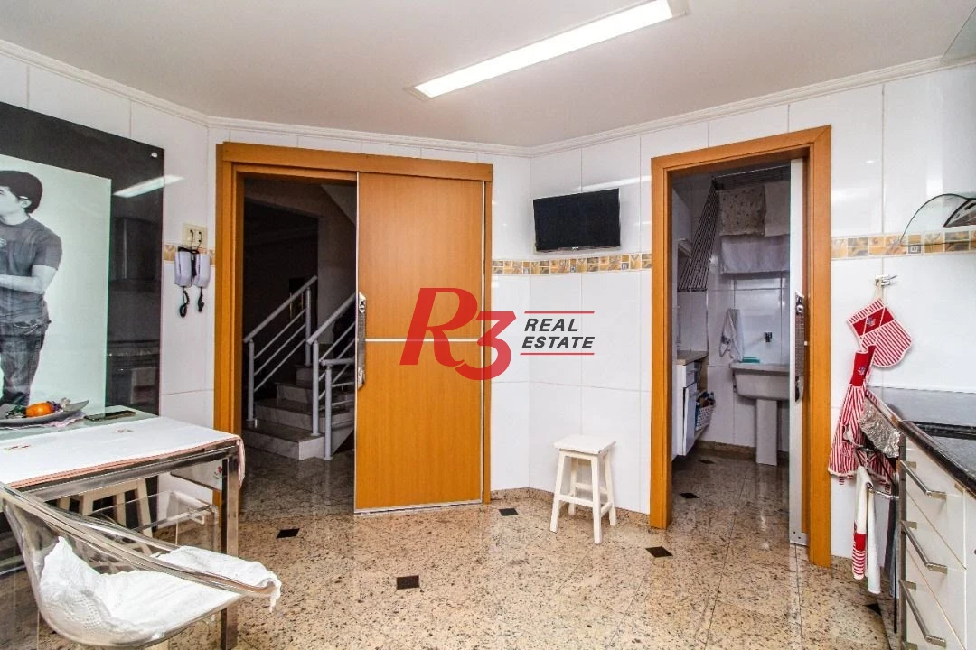 TRIPLEX com 5 dormitórios à venda, 267 m² por R$ 1.900.000 - Embaré - Santos/SP