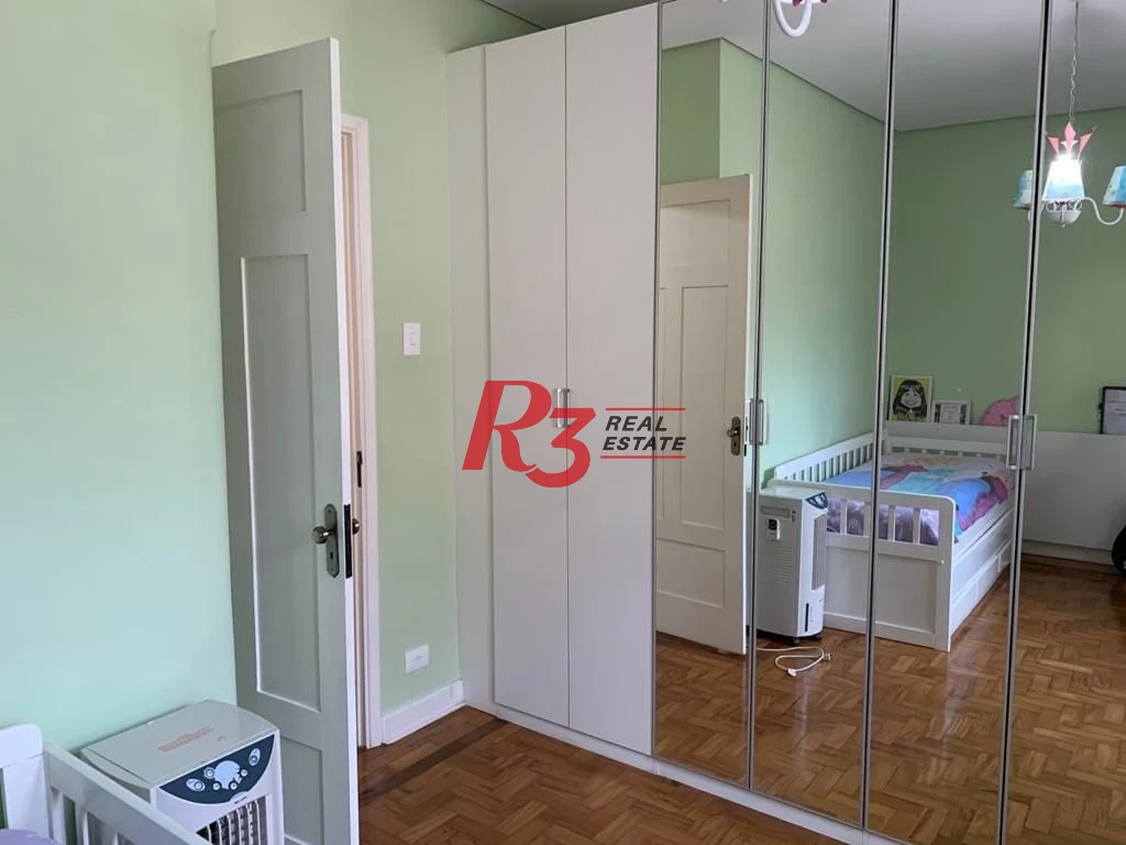 Sobrado com 3 dormitórios à venda no Boqueirão - Santos/SP