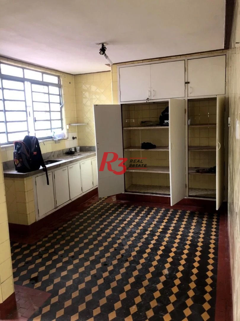 Casa com 6 dormitórios, 500 m² - venda por R$ 6.000.000,00 ou aluguel por R$ 25.000,00/mês - Marapé - Santos/SP