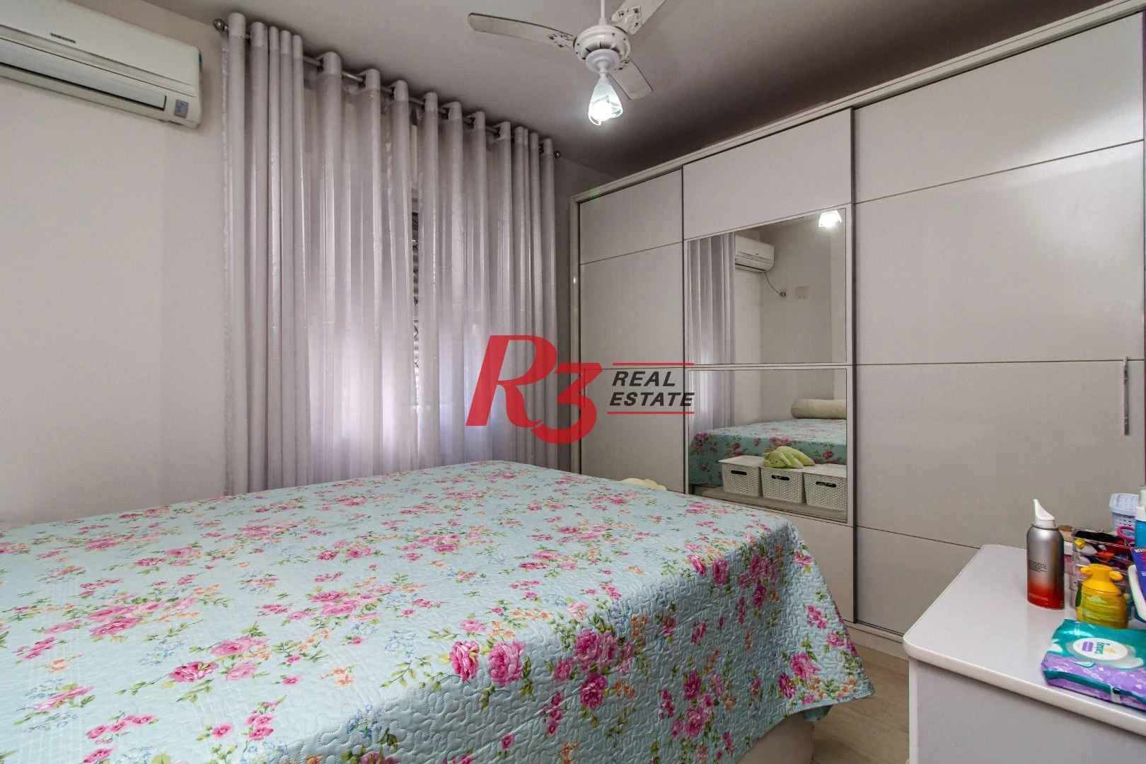 Apartamento com 2 dormitórios à venda, 120 m² por R$ 530.000,00 - Marapé - Santos/SP