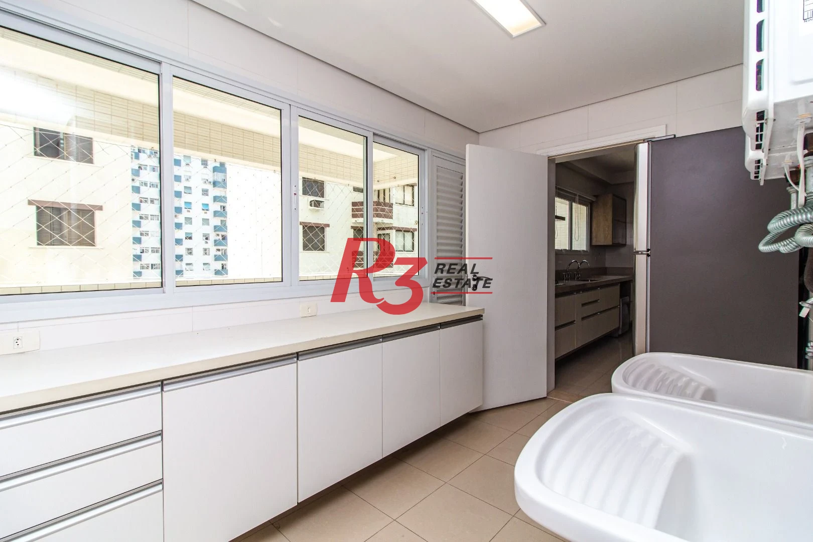 Apartamento, 360 m² - venda por R$ 5.500.000,00 ou aluguel por R$ 32.110,00/mês - Gonzaga - Santos/SP