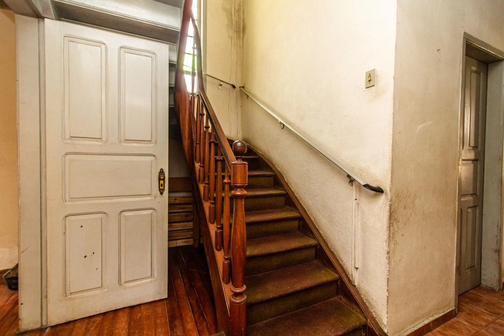 Sobrado com 5 dormitórios, 207 m² - venda por R$ 1.400.000,00 ou aluguel por R$ 6.409,23/mês - Macuco - Santos/SP