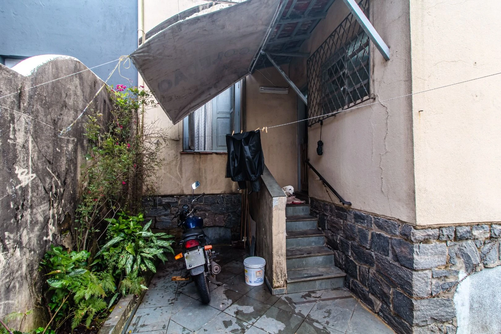 Sobrado com 5 dormitórios, 207 m² - venda por R$ 1.400.000,00 ou aluguel por R$ 6.409,23/mês - Macuco - Santos/SP
