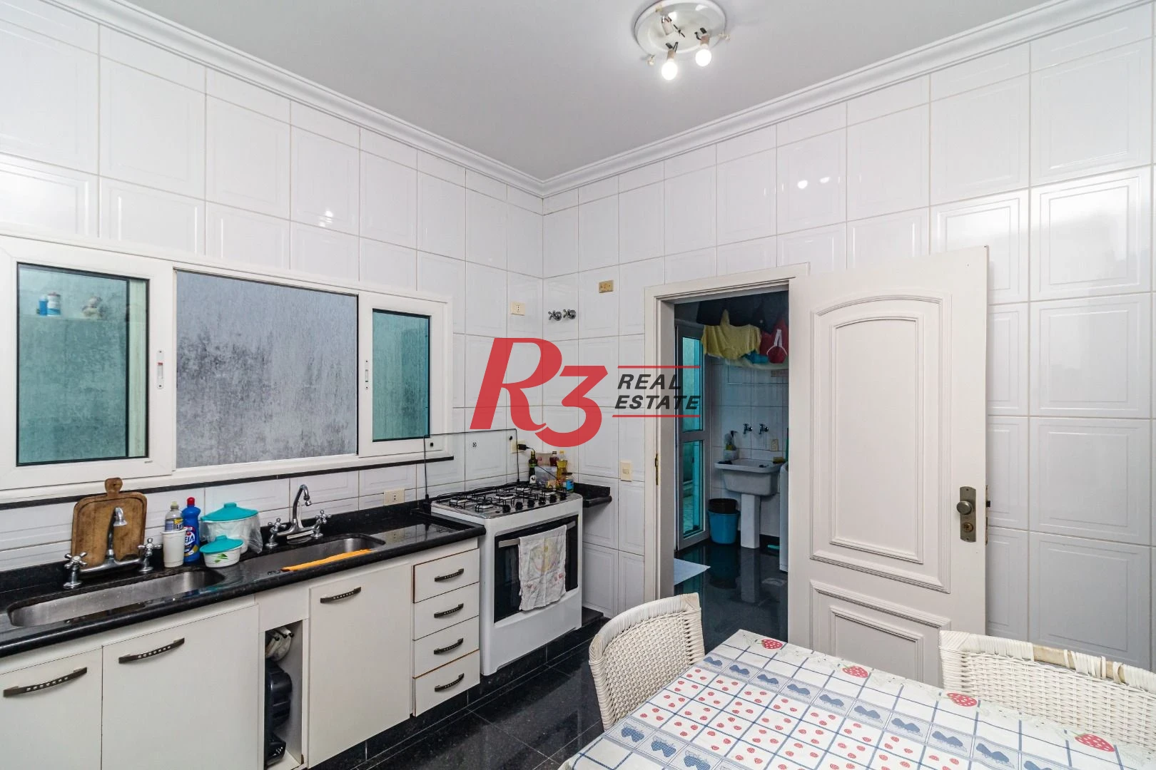 Sobrado à venda, 850 m² por R$ 4.000.000,00 - Balneário Praia do Pernambuco - Guarujá/SP
