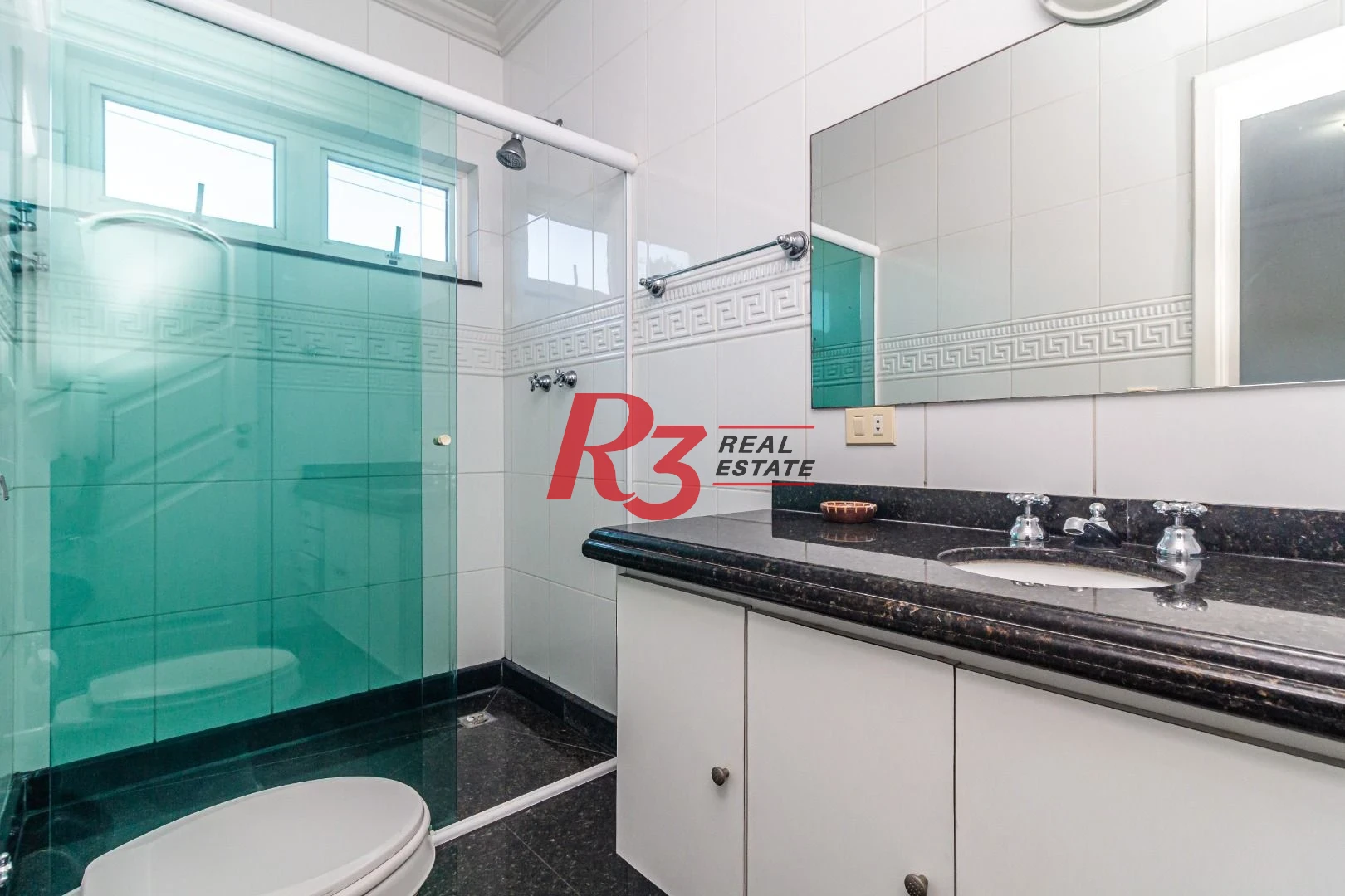 Sobrado à venda, 850 m² por R$ 4.000.000,00 - Balneário Praia do Pernambuco - Guarujá/SP