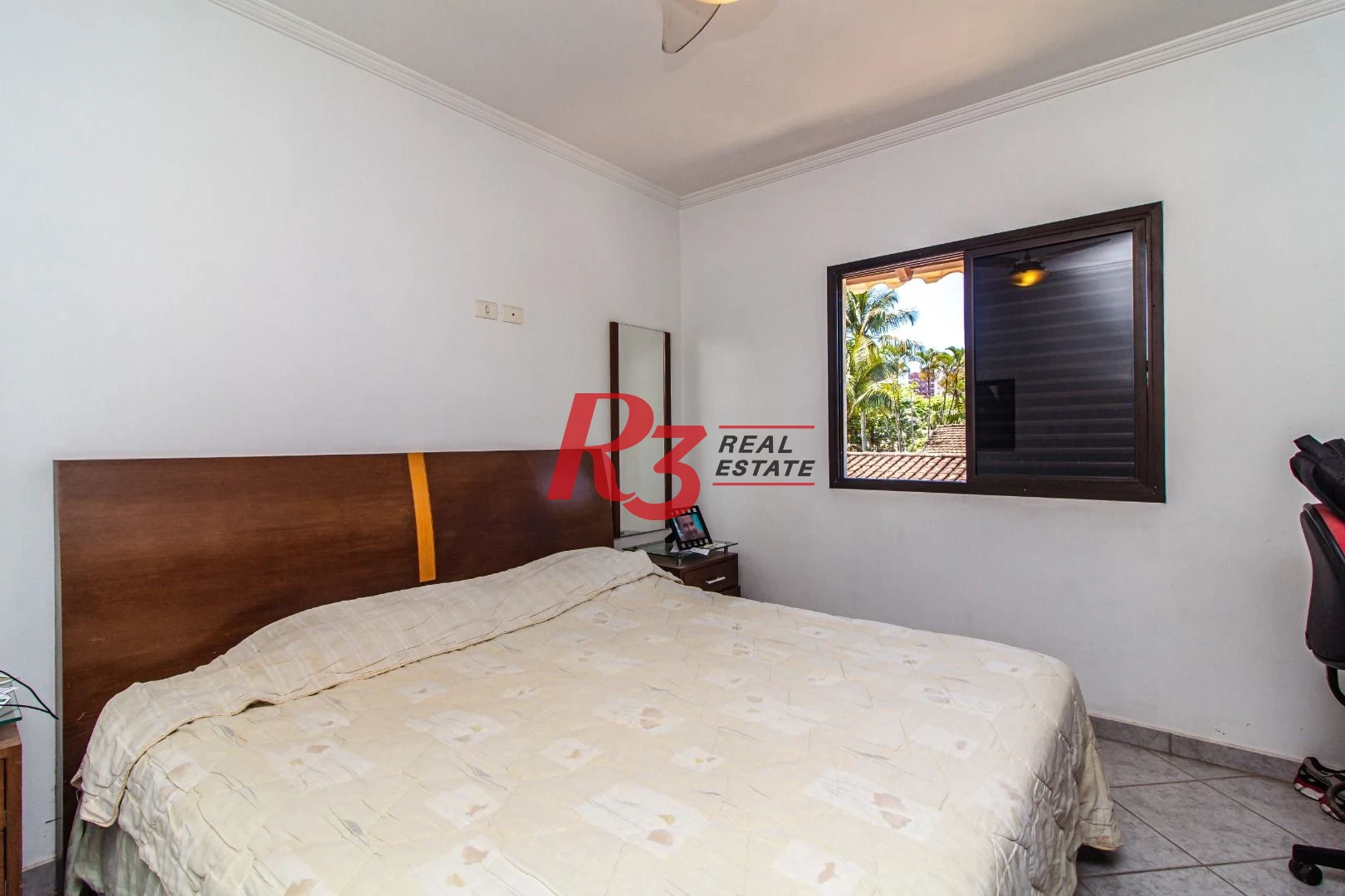 Casa com 4 dormitórios à venda, 360m² útil, R$ 1.250.000 - Praia do Tombo - Guarujá/SP