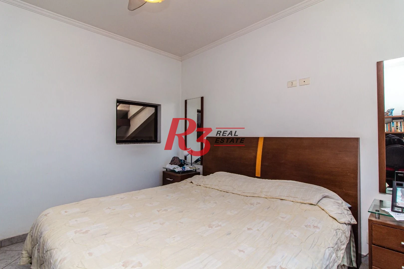 Casa com 4 dormitórios à venda, 360m² útil, R$ 1.250.000 - Praia do Tombo - Guarujá/SP