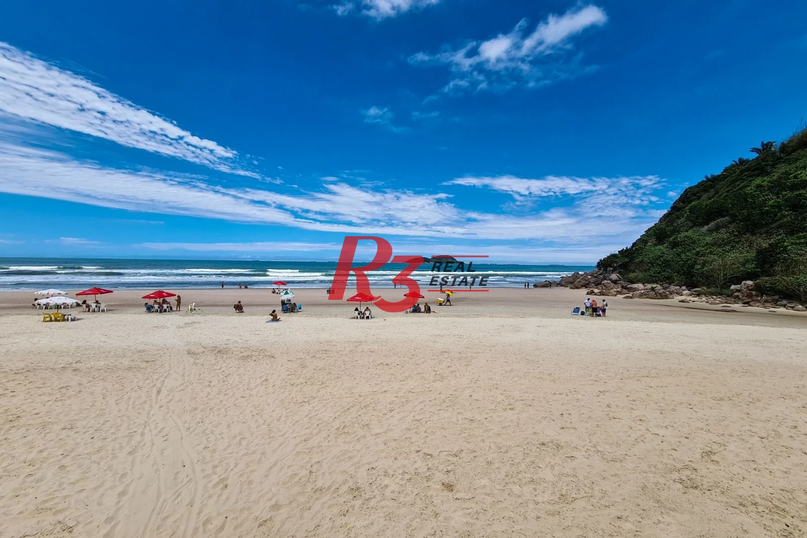 Casa com 4 dormitórios à venda, 360m² útil, R$ 1.250.000 - Praia do Tombo - Guarujá/SP