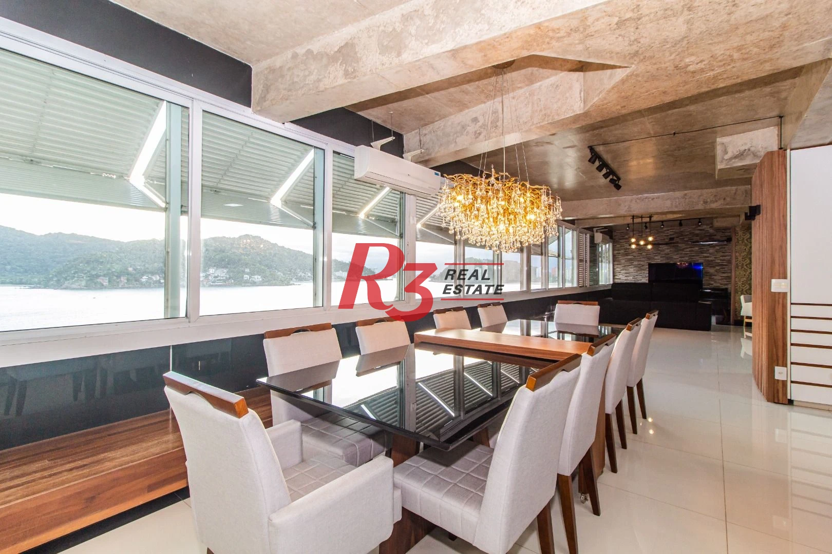 Apartamento com 5 dormitórios à venda, 320 m² por R$ 2.250.000,00 - Itararé - São Vicente/SP