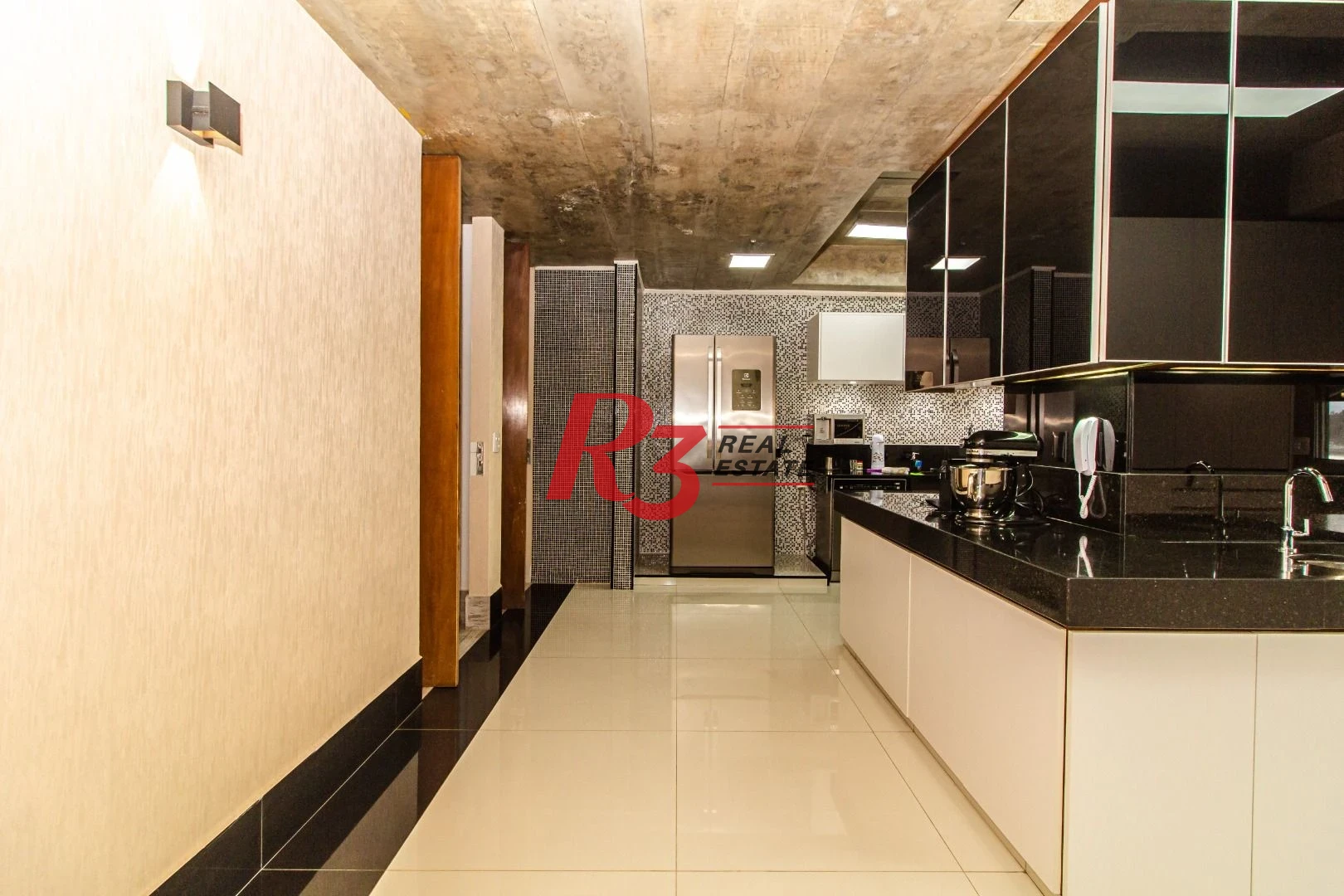 Apartamento com 5 dormitórios à venda, 320 m² por R$ 2.250.000,00 - Itararé - São Vicente/SP