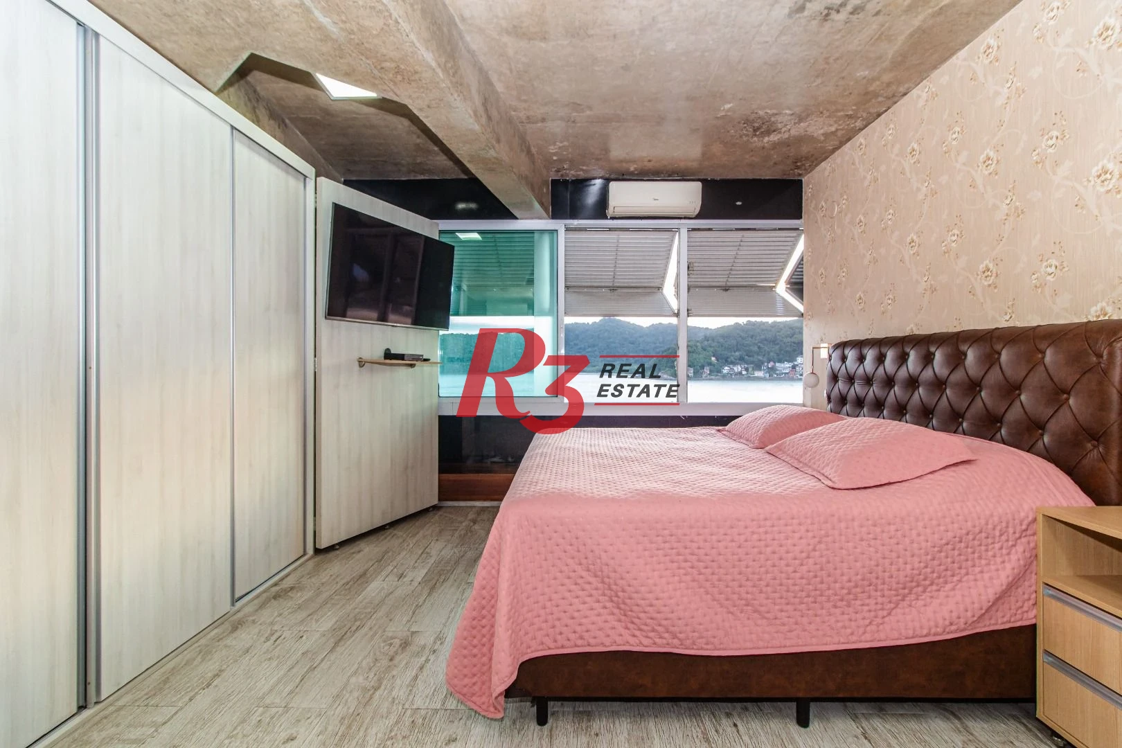 Apartamento com 5 dormitórios à venda, 320 m² por R$ 2.250.000,00 - Itararé - São Vicente/SP