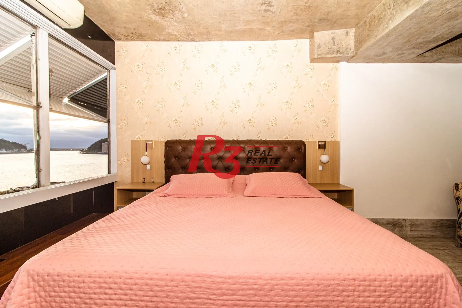 Apartamento com 5 dormitórios à venda, 320 m² por R$ 2.250.000,00 - Itararé - São Vicente/SP