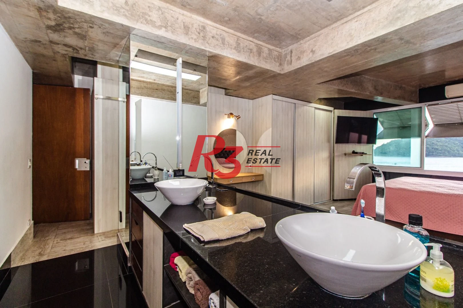 Apartamento com 5 dormitórios à venda, 320 m² por R$ 2.250.000,00 - Itararé - São Vicente/SP