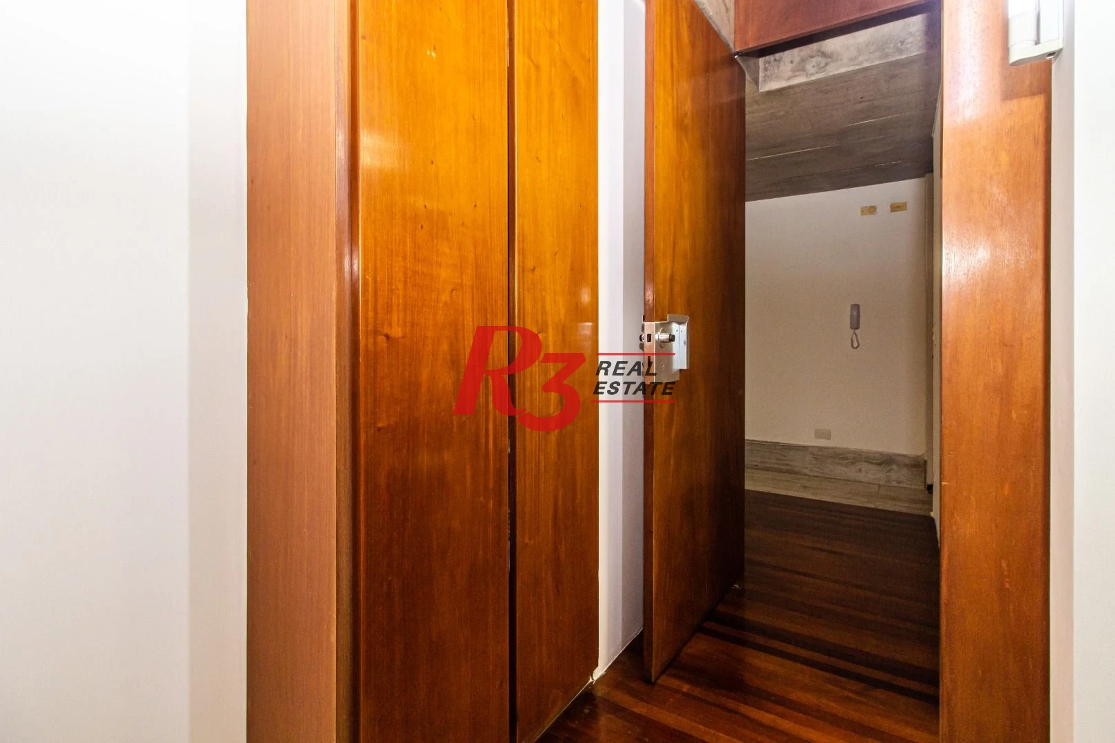 Apartamento com 5 dormitórios à venda, 320 m² por R$ 2.250.000,00 - Itararé - São Vicente/SP
