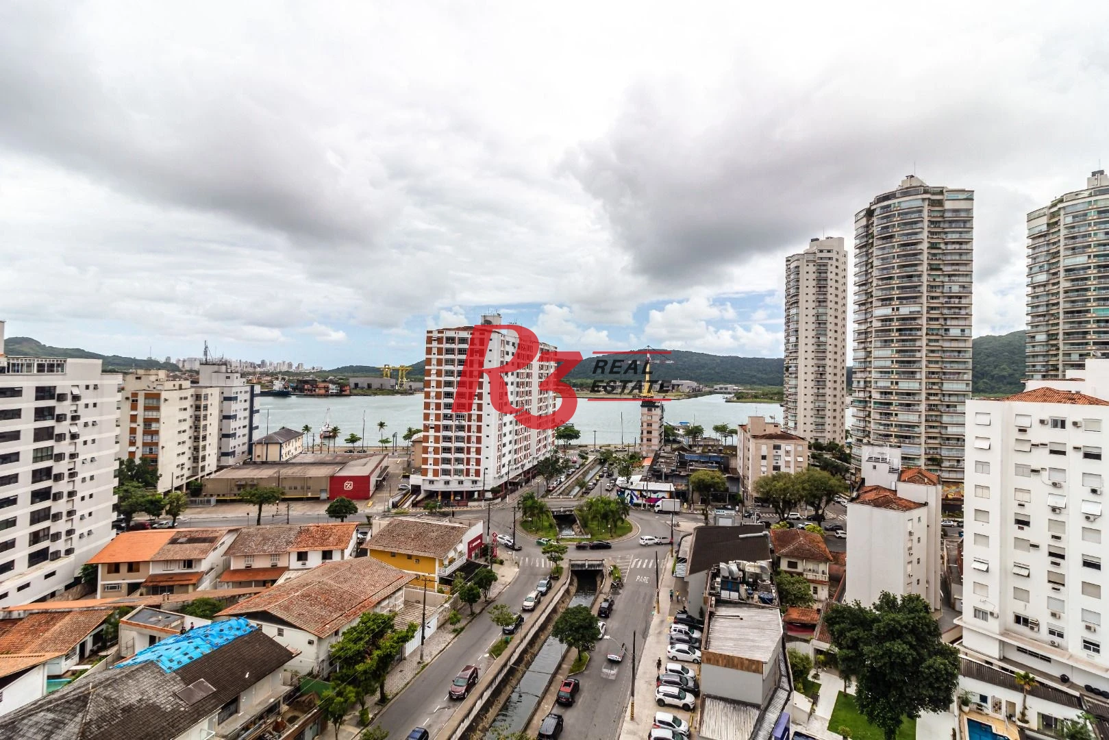Cobertura à venda, 600 m² por R$ 3.850.000,00 - Ponta da Praia - Santos/SP