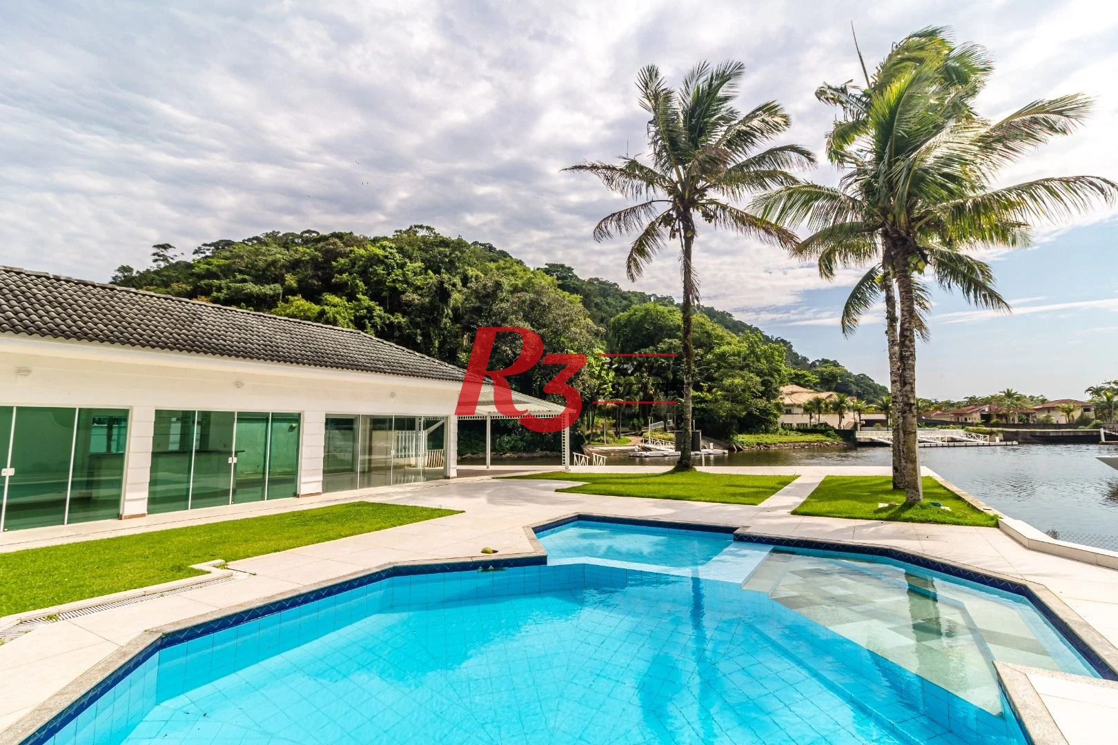 Casa com 5 dormitórios à venda, 1000 m² por R$ 13.400.000,00 - Santo Amaro - Guarujá/SP