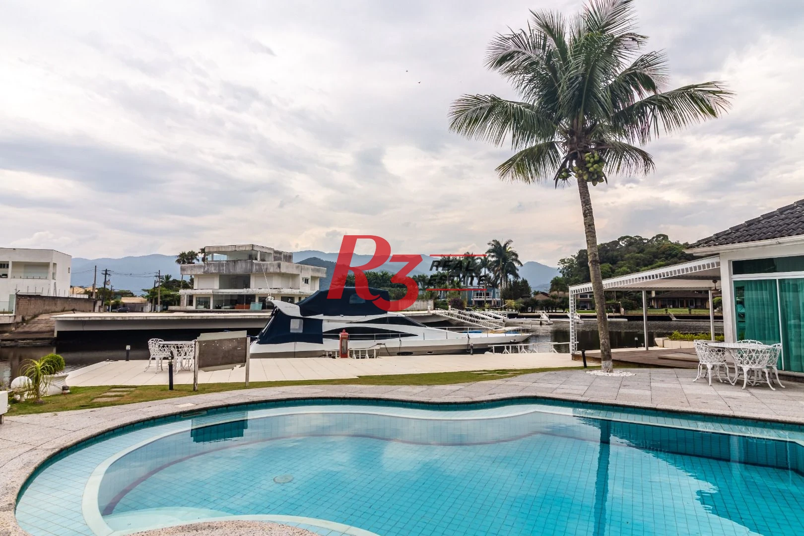 Casa com 5 dormitórios à venda, 900 m² por R$ 13.400.000,00 - Santo Amaro - Guarujá/SP