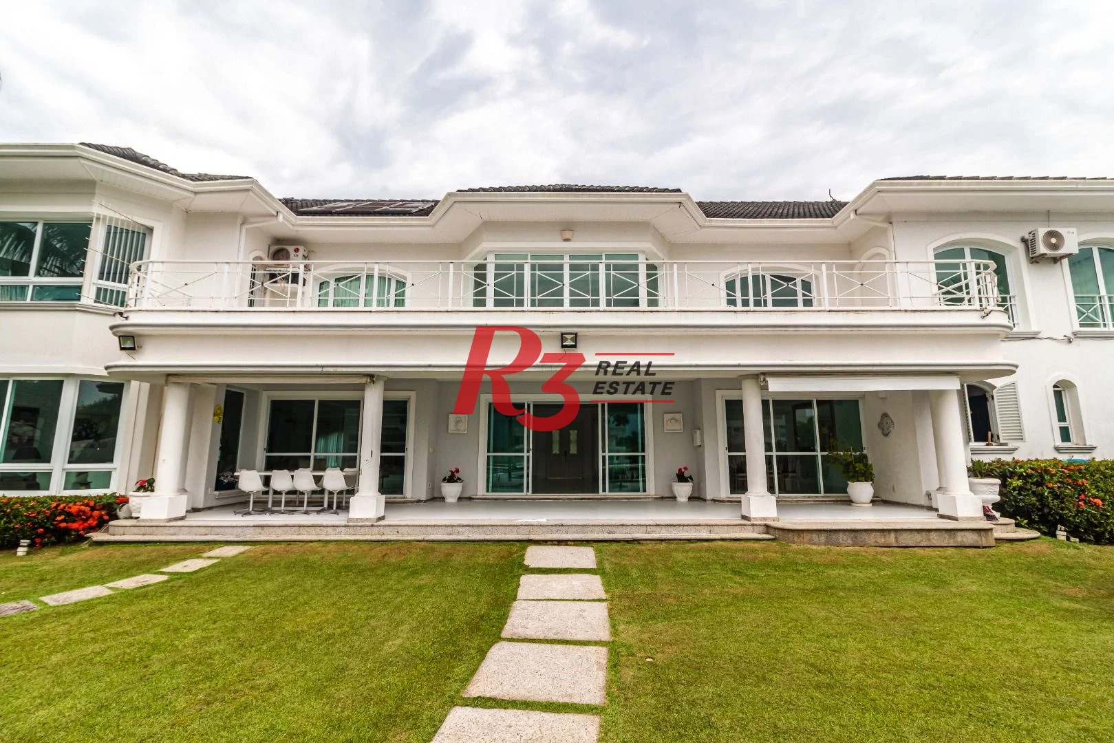 Casa com 5 dormitórios à venda, 900 m² por R$ 13.400.000,00 - Santo Amaro - Guarujá/SP