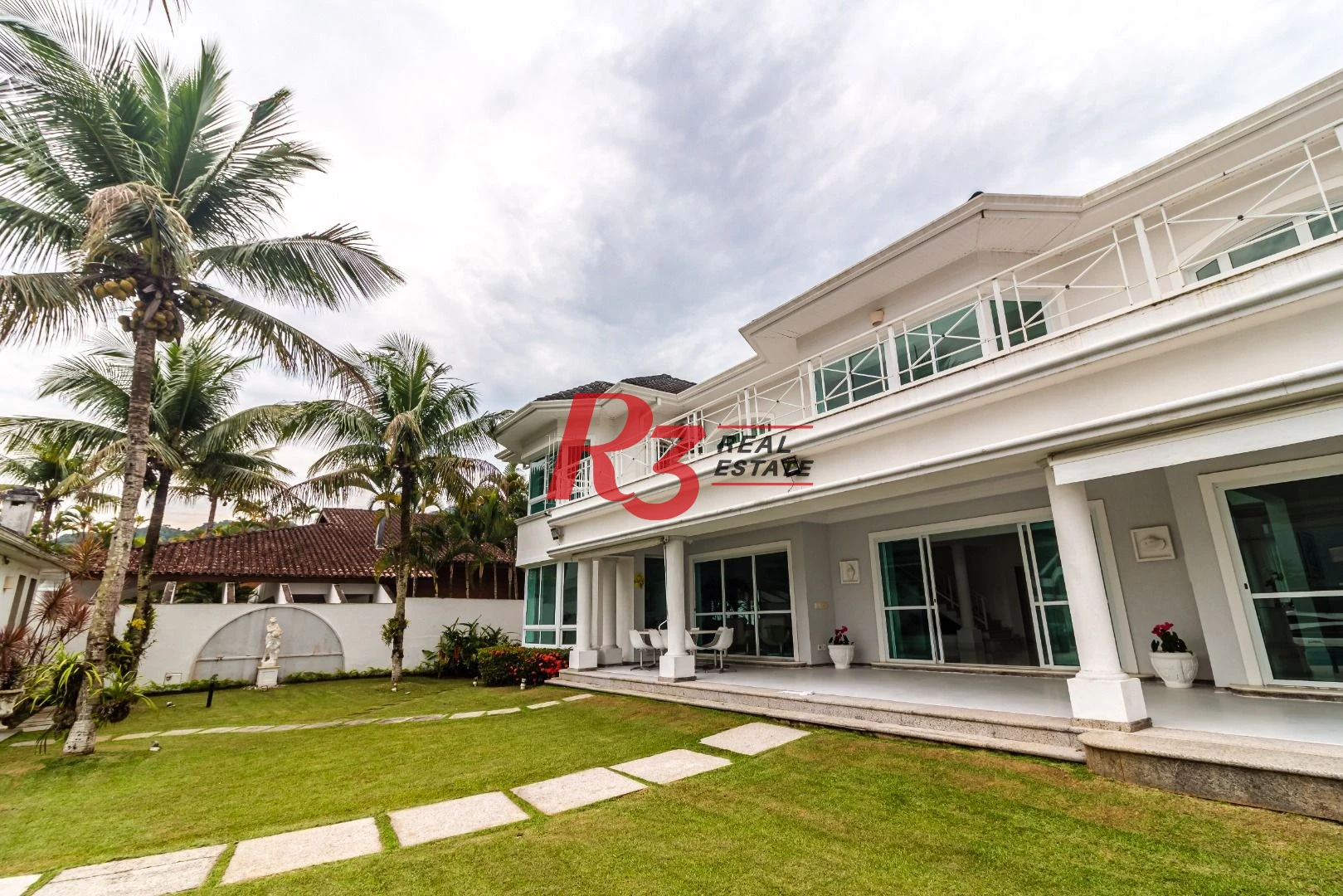 Casa com 5 dormitórios à venda, 900 m² por R$ 13.400.000,00 - Santo Amaro - Guarujá/SP