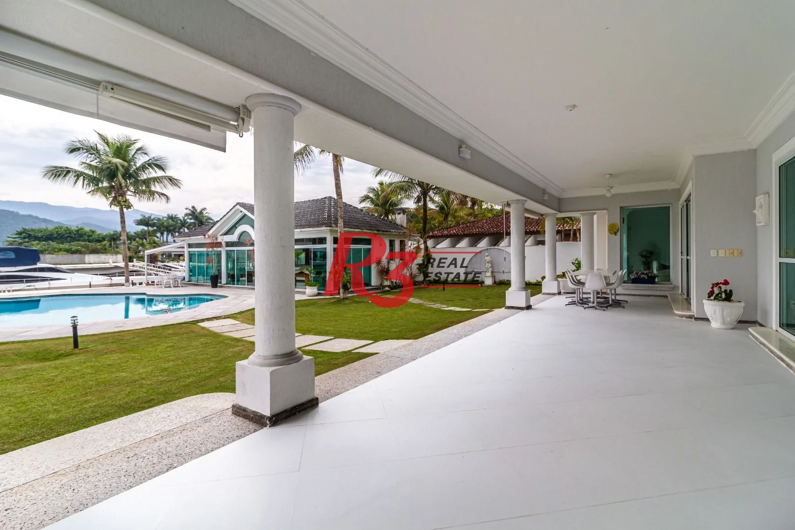 Casa com 5 dormitórios à venda, 900 m² por R$ 13.400.000,00 - Santo Amaro - Guarujá/SP
