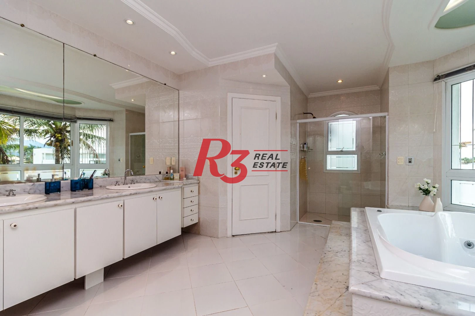 Casa com 5 dormitórios à venda, 900 m² por R$ 13.400.000,00 - Santo Amaro - Guarujá/SP