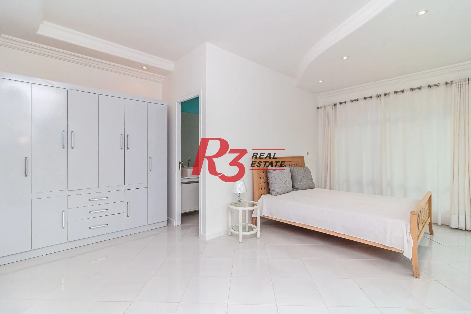 Casa com 5 dormitórios à venda, 900 m² por R$ 13.400.000,00 - Santo Amaro - Guarujá/SP