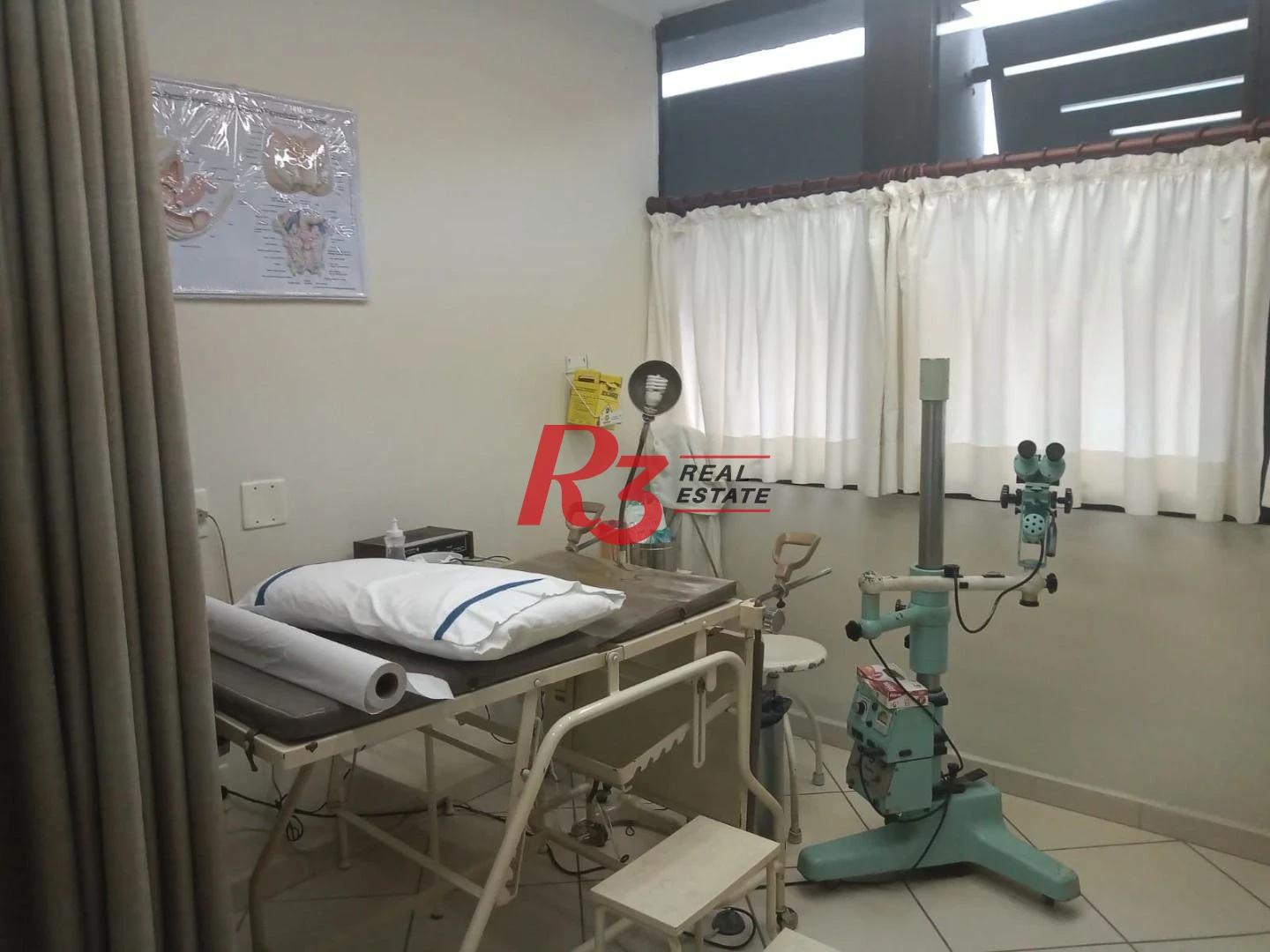 Sala, 122 m² - venda por R$ 650.000,00 ou aluguel por R$ 6.500,00/mês - Encruzilhada - Santos/SP