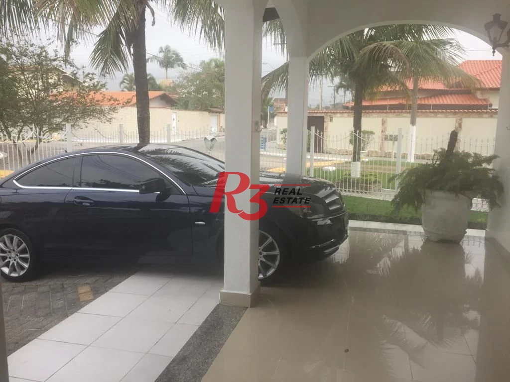 Casa com 6 dormitórios à venda, 420 m² por R$ 3.550.000,00 - Balneário Flórida - Praia Grande/SP