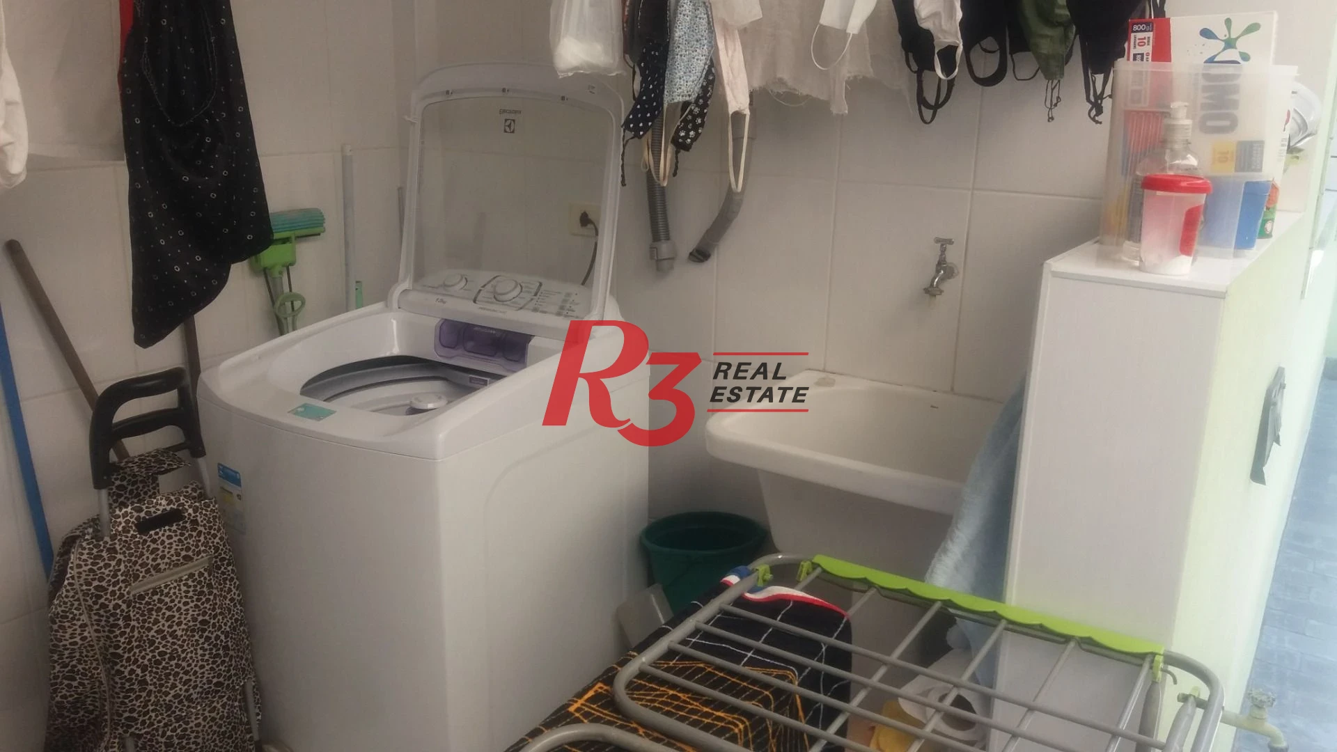 Sobrado com 3 dormitórios para venda ou locação, 268 m² - Campo Grande - Santos/SP