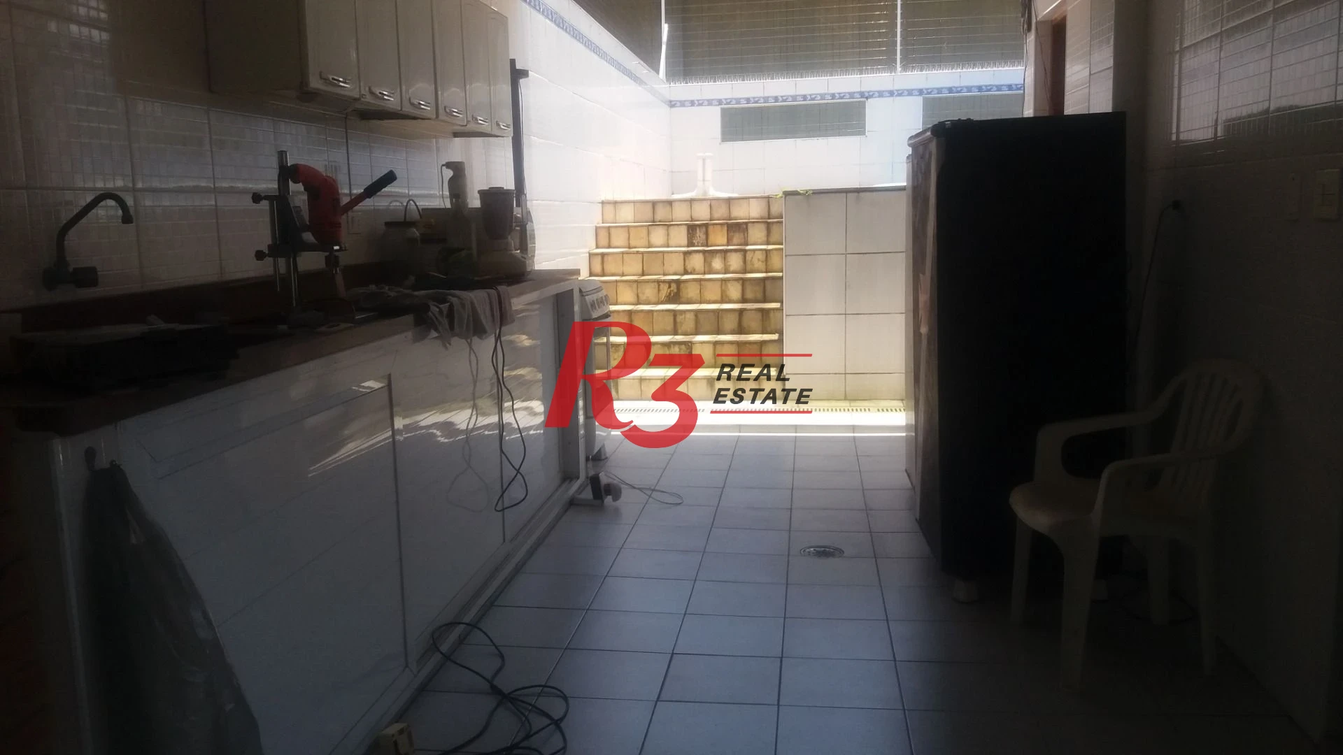 Sobrado com 3 dormitórios para venda ou locação, 268 m² - Campo Grande - Santos/SP