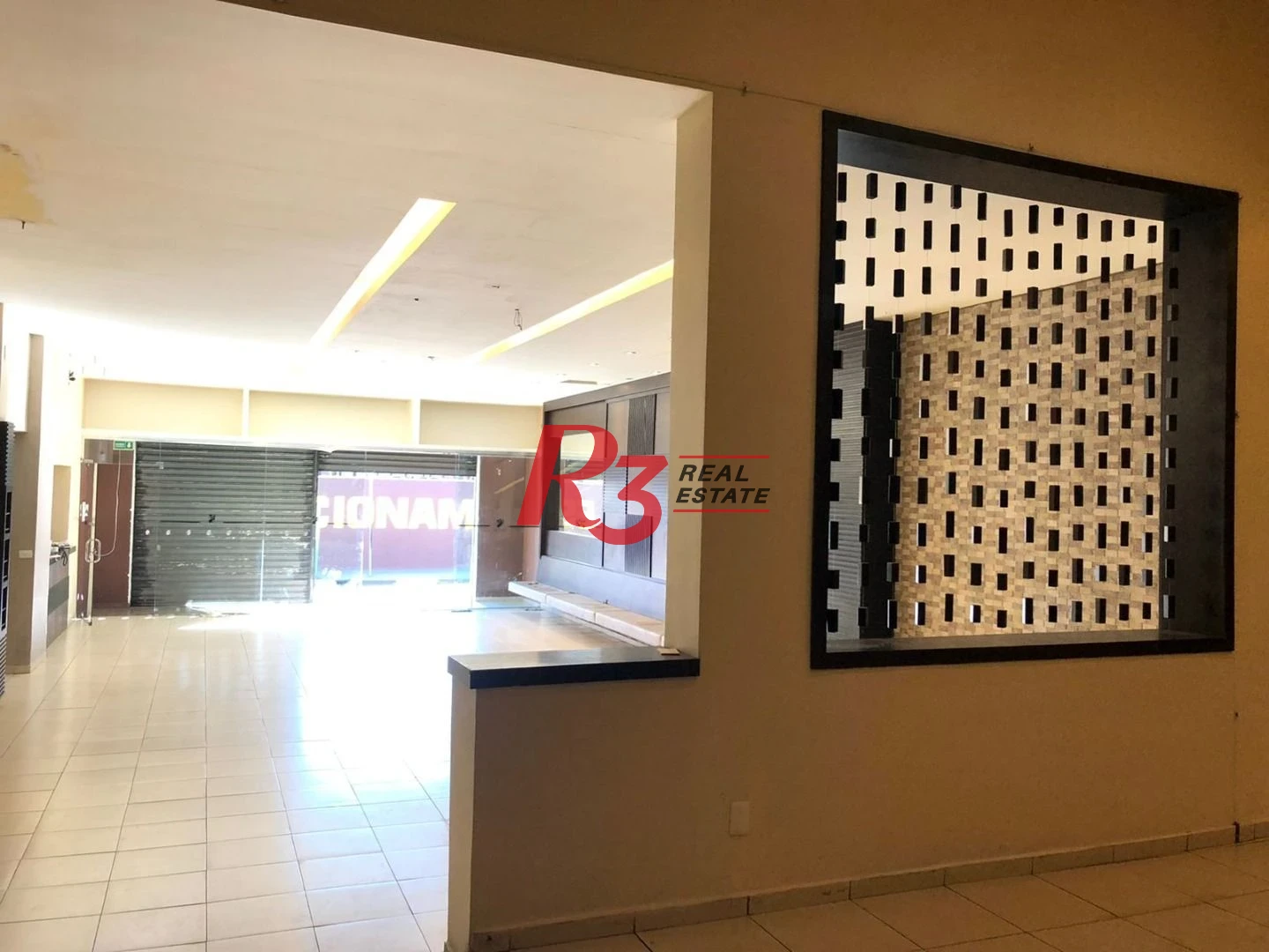 Loja, 384 m² - venda por R$ 2.600.000,00 ou aluguel por R$ 10.200,00/mês - Centro - Santos/SP