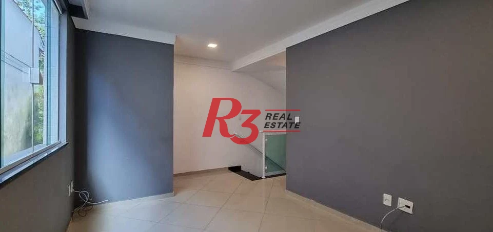 Sobrado com 3 dormitórios à venda, 110 m² por R$ 650.000,00 - José Menino - Santos/SP
