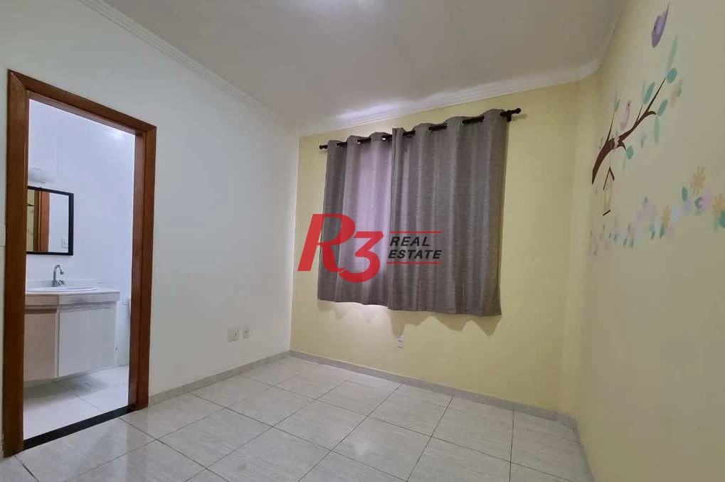 Sobrado com 3 dormitórios à venda, 110 m² por R$ 650.000,00 - José Menino - Santos/SP