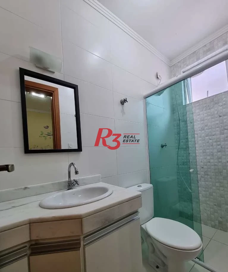 Sobrado com 3 dormitórios à venda, 110 m² por R$ 650.000,00 - José Menino - Santos/SP