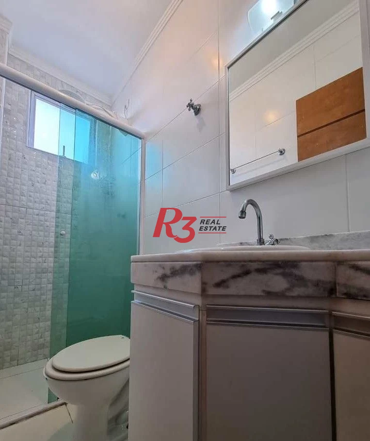 Sobrado com 3 dormitórios à venda, 110 m² por R$ 650.000,00 - José Menino - Santos/SP