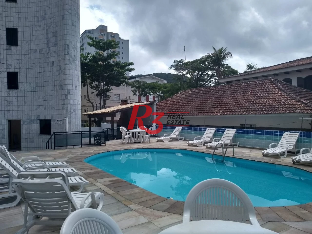 Apartamento com 3 dormitórios à venda, 146 m²- Vila Maia - Guarujá/SP