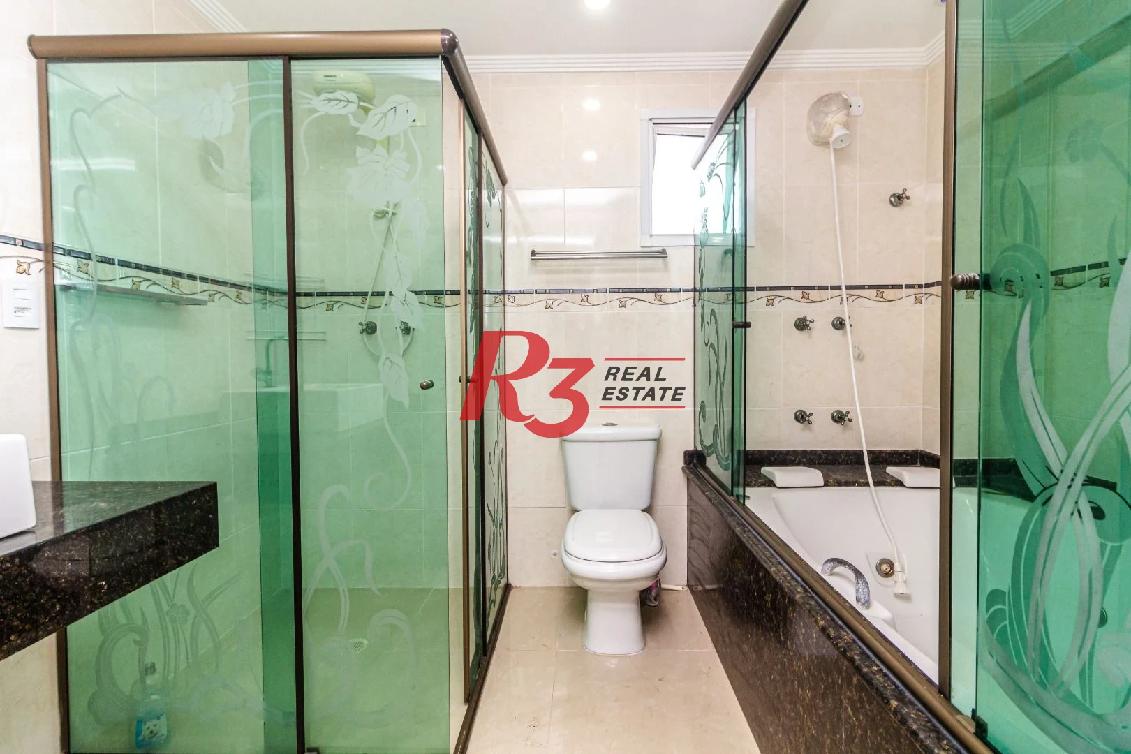 Apartamento com 3 dormitórios à venda, 168 m² - Tupi - Praia Grande/SP