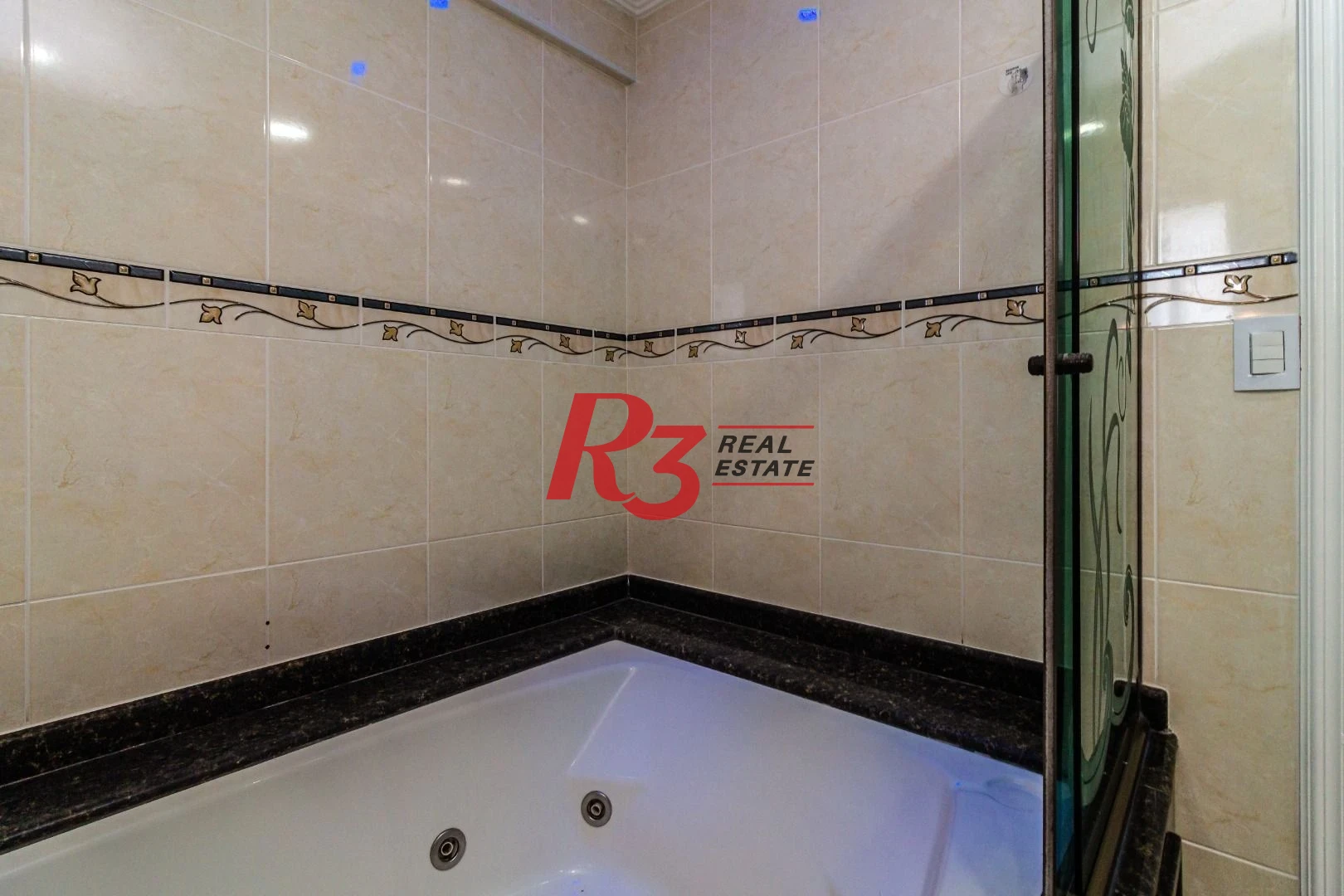 Apartamento com 3 dormitórios à venda, 168 m² - Tupi - Praia Grande/SP
