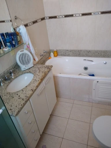 Sobreposta alta com 3 dormitórios à venda, 223 m² por R$ 1.385.000 - Campo Grande - Santos/SP