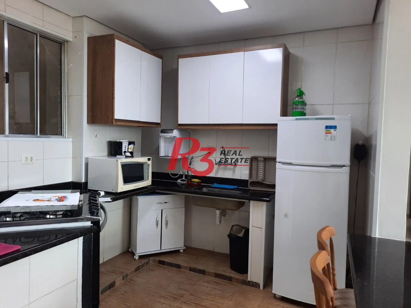 Apartamento à venda, 73 m² por R$ 692.000,00 - Embaré - Santos/SP