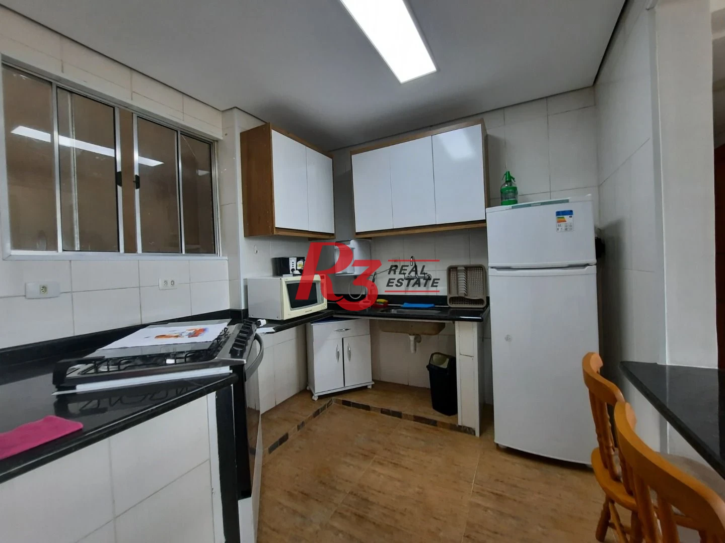 Apartamento à venda, 73 m² por R$ 692.000,00 - Embaré - Santos/SP