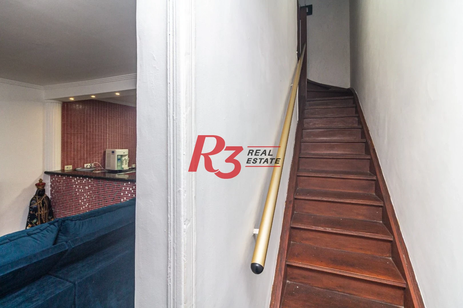 Sobrado com 3 dormitórios à venda, 139 m² por R$ 765.000,00 - Marapé - Santos/SP