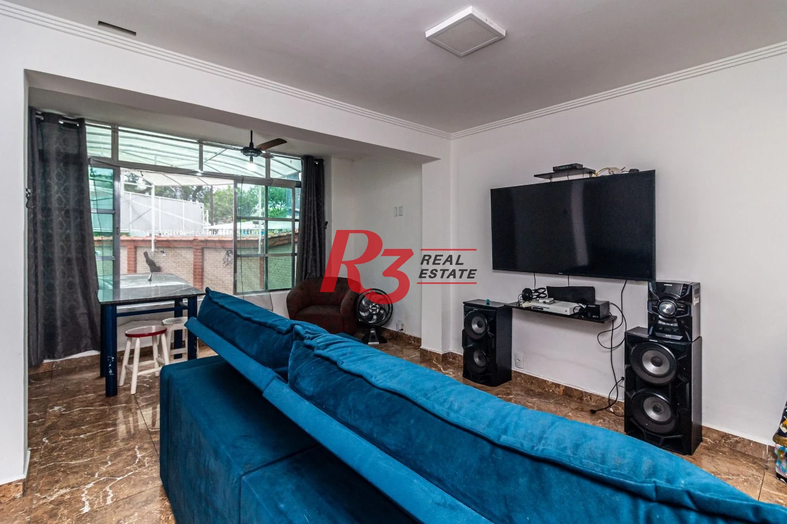 Sobrado com 3 dormitórios à venda, 139 m² por R$ 765.000,00 - Marapé - Santos/SP