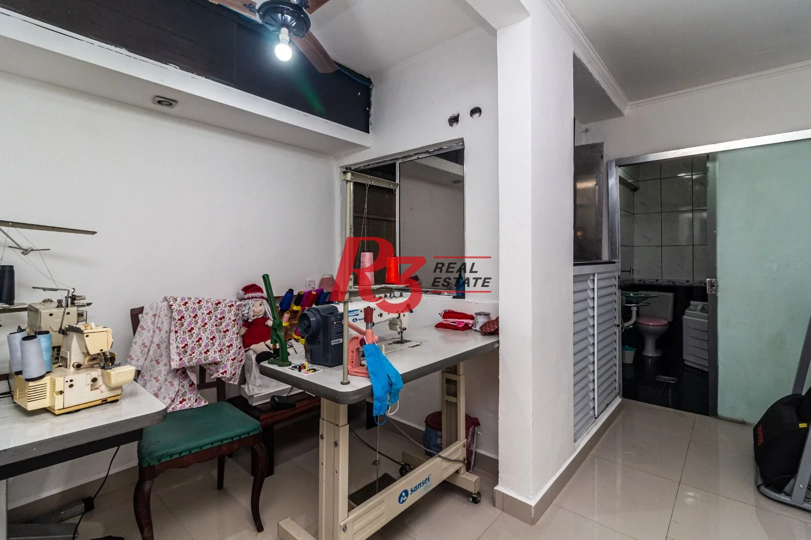 Sobrado com 3 dormitórios à venda, 139 m² por R$ 765.000,00 - Marapé - Santos/SP