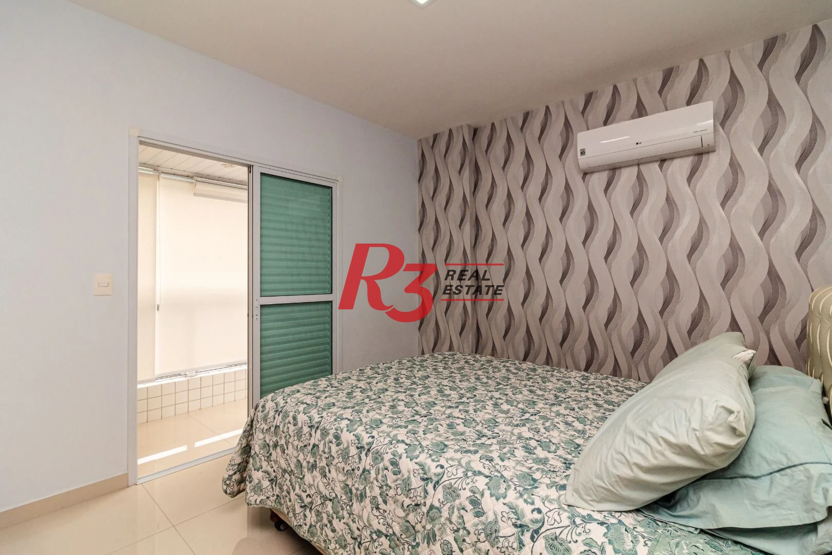 Apartamento com 2 dormitórios à venda, 87 m² - Vila Assunção - Praia Grande/SP