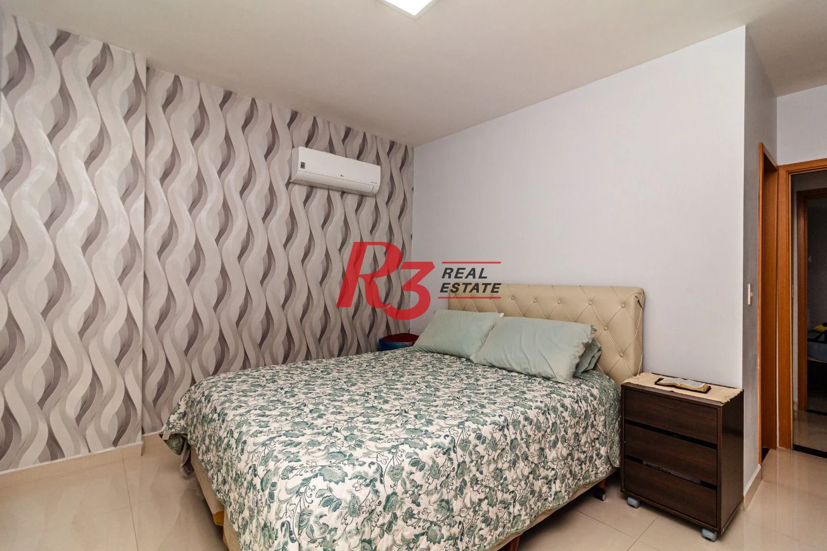 Apartamento com 2 dormitórios à venda, 87 m² - Vila Assunção - Praia Grande/SP