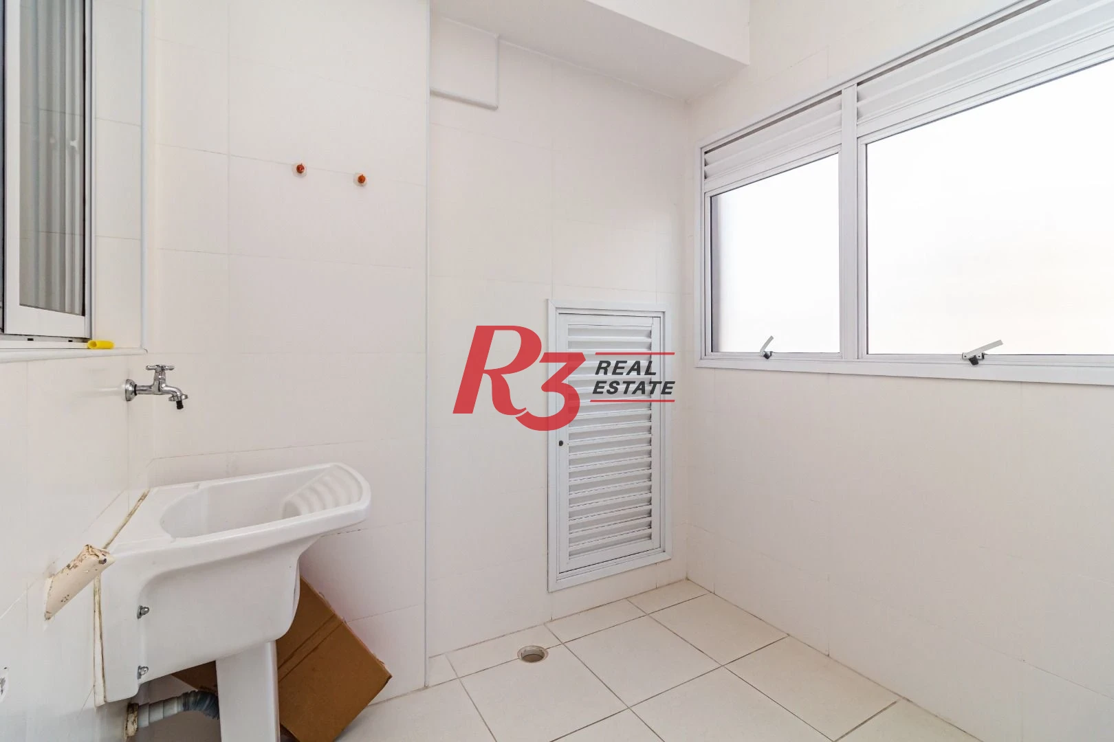 Apartamento com 3 dormitórios à venda, 128 m² - Embaré - Santos/SP