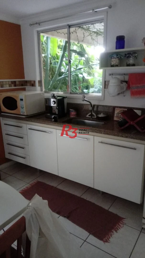 Sobrado com 3 dormitórios à venda, 100 m² - Encruzilhada - Santos/SP